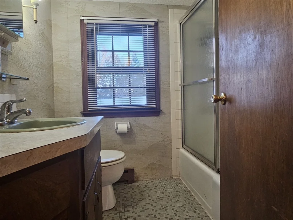 2 bed, 1 bath apartment for rent at 27 Summer St Unit 27, Chelmsford — photo 7 of 15