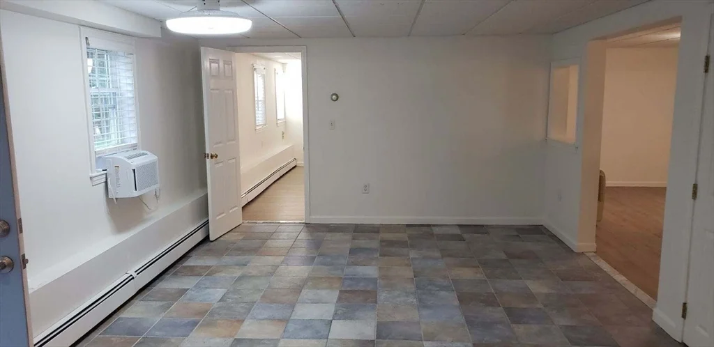 1 bed, 1 bath apartment for rent at 27 Tayla Dr Unit 1, Weymouth — photo 5 of 16