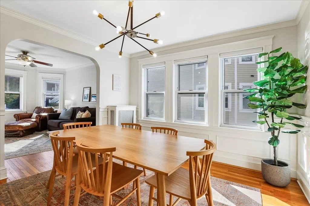 3 bed, 1 bath apartment for rent at 27 Thelma Unit 1, Boston — photo 10 of 27