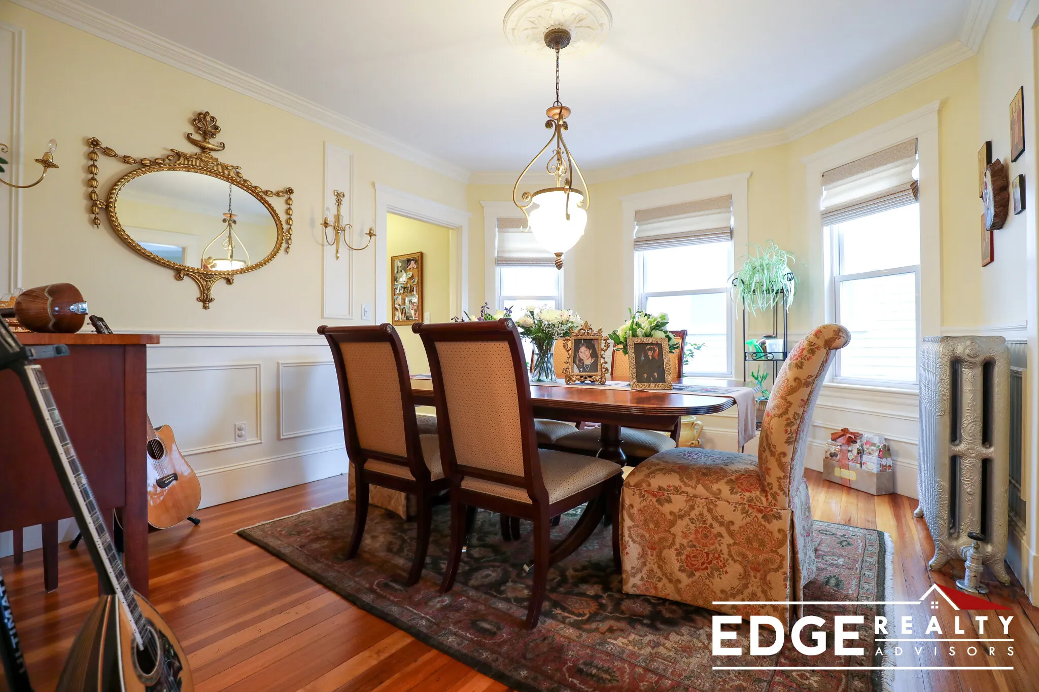 3 bed, 2 bath apartment for rent at 27 Turner St Unit 1, Oak Square — photo 2 of 20
