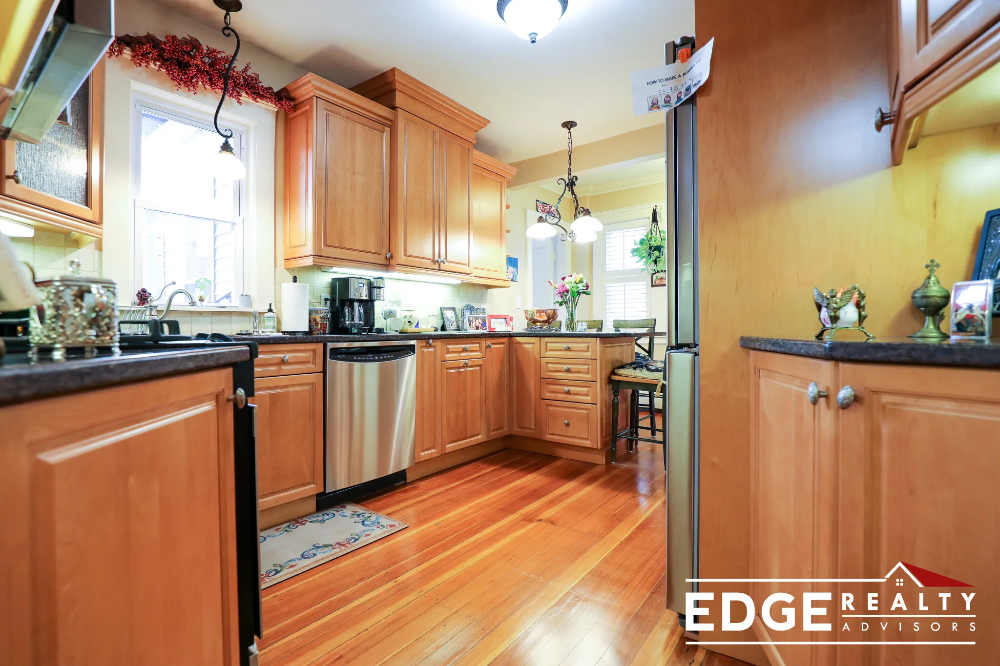 3 bed, 2 bath apartment for rent at 27 Turner St Unit 1, Oak Square — photo 9 of 20