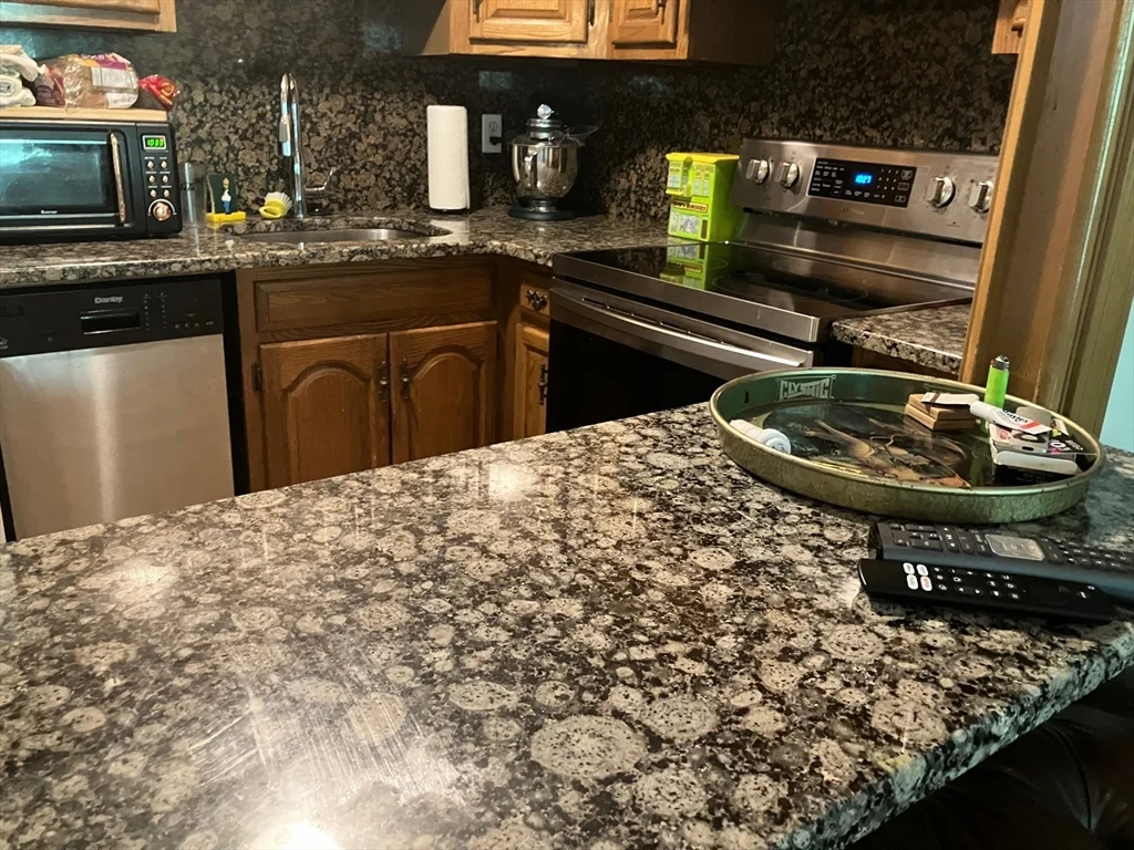 2 bed, 1 bath apartment for rent at 27 Union Park Unit 3, South End — photo 3 of 17