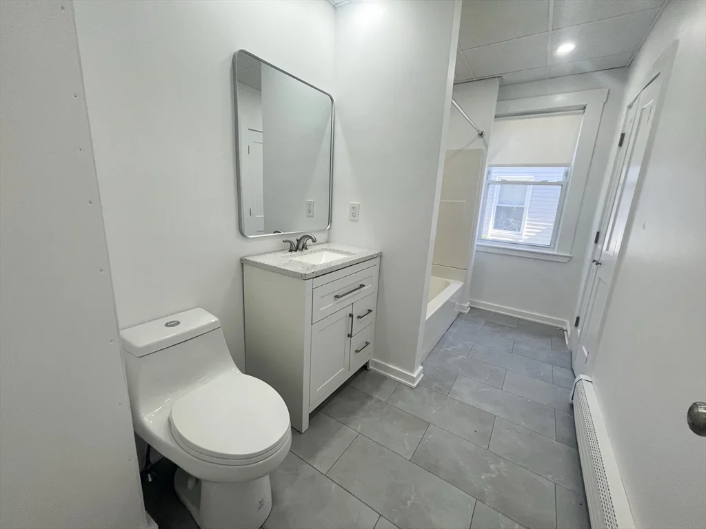 1 bed, 1 bath apartment for rent at 27 Vernon Unit 1, Waltham — photo 10 of 13
