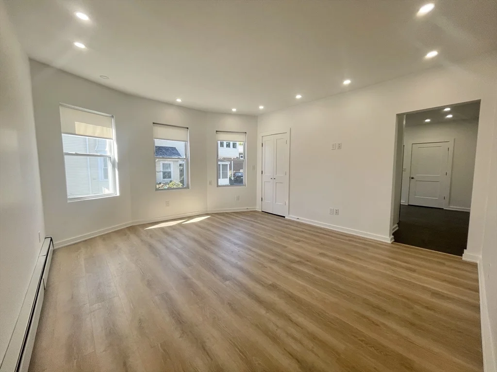 1 bed, 1 bath apartment for rent at 27 Vernon Unit 1, Waltham — photo 5 of 13