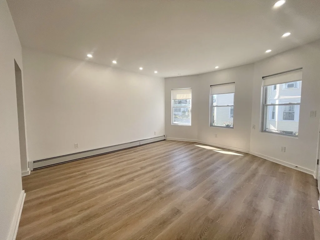 1 bed, 1 bath apartment for rent at 27 Vernon Unit 1, Waltham — photo 12 of 13