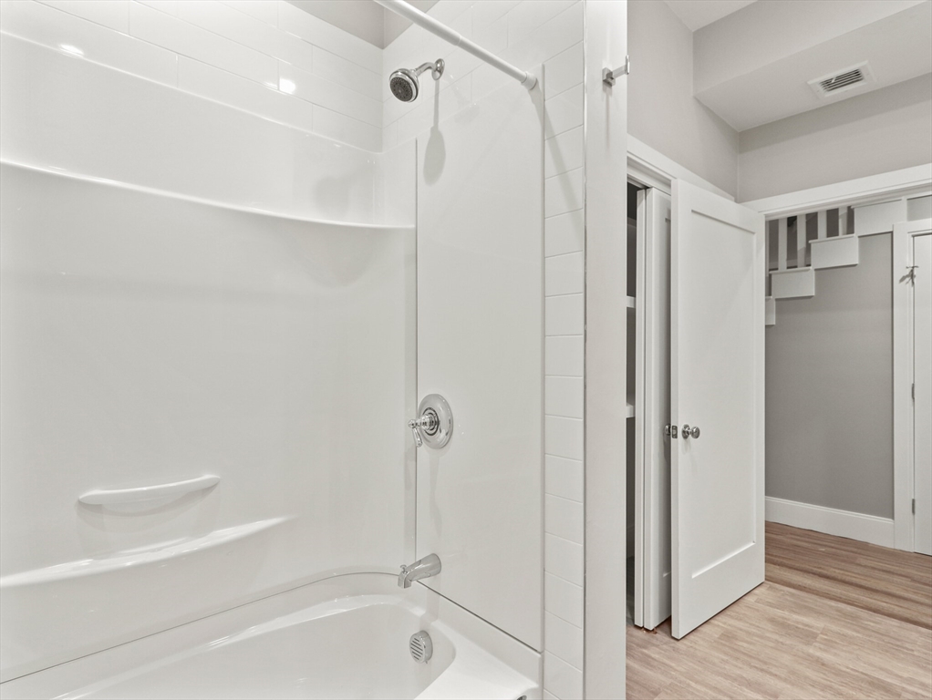 5 bed, 2 bath apartment for rent at 27 Vinton St Unit 1, South Boston — photo 14 of 22