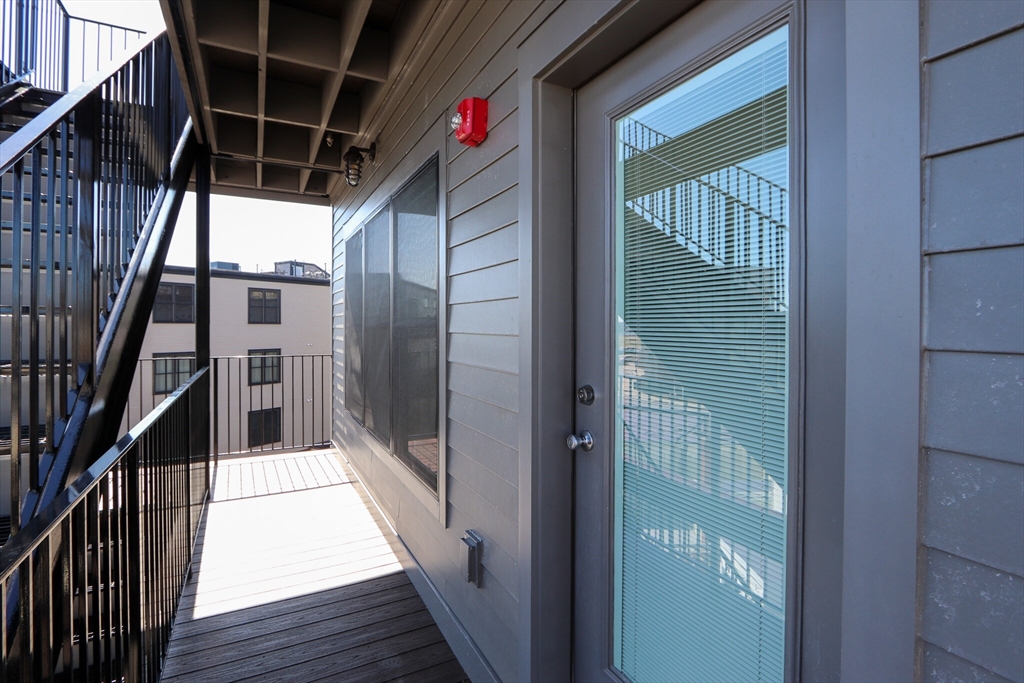 5 bed, 2 bath apartment for rent at 27 Vinton St Unit 1, South Boston — photo 20 of 22
