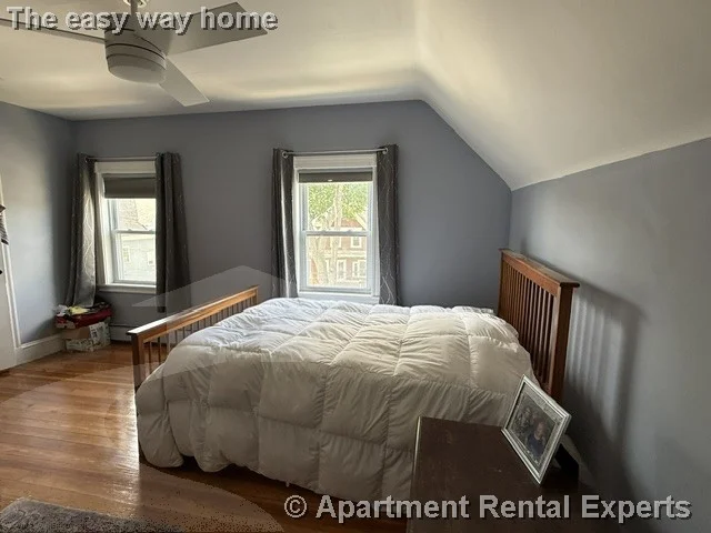 2 bed, 1 bath apartment for rent at 27 Warner St Unit 3, Ball Square — photo 4 of 8