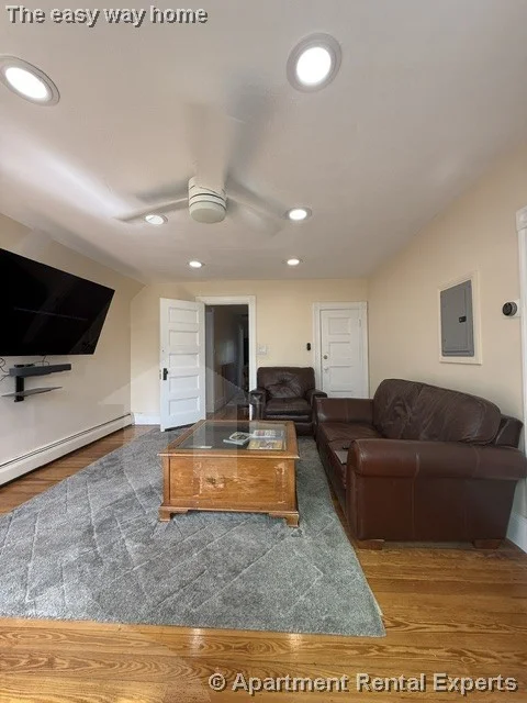 2 bed, 1 bath apartment for rent at 27 Warner St Unit 3, Ball Square