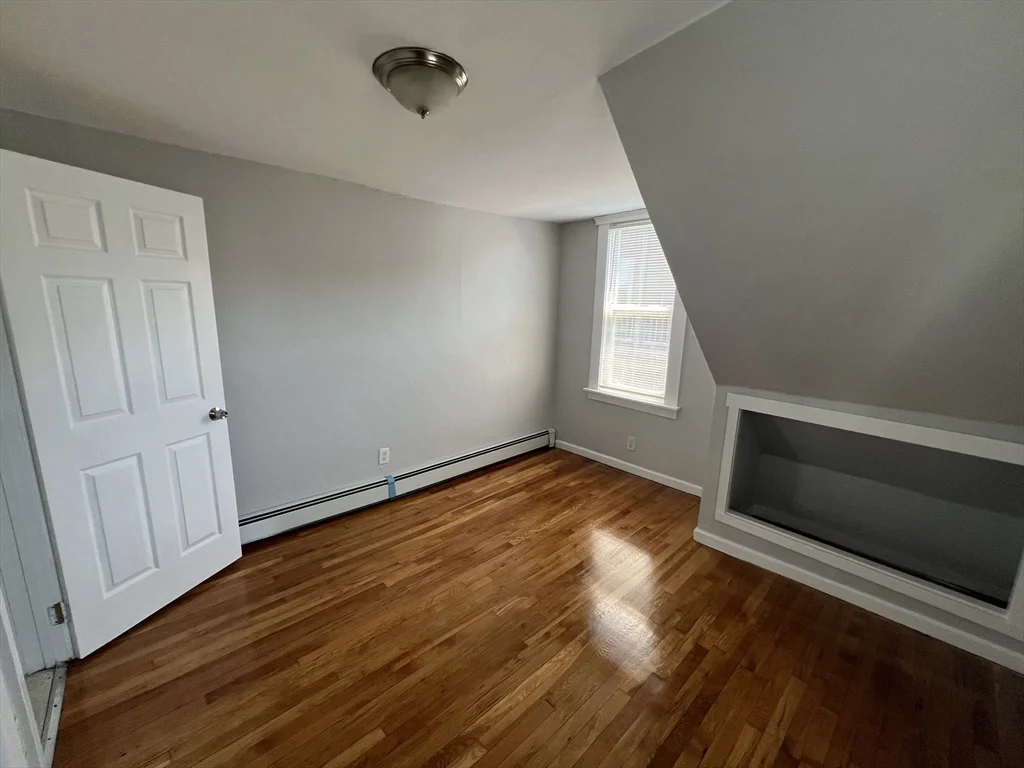 2 bed, 1 bath apartment for rent at 27 Warren Ave Unit 3-3, Malden — photo 7 of 15
