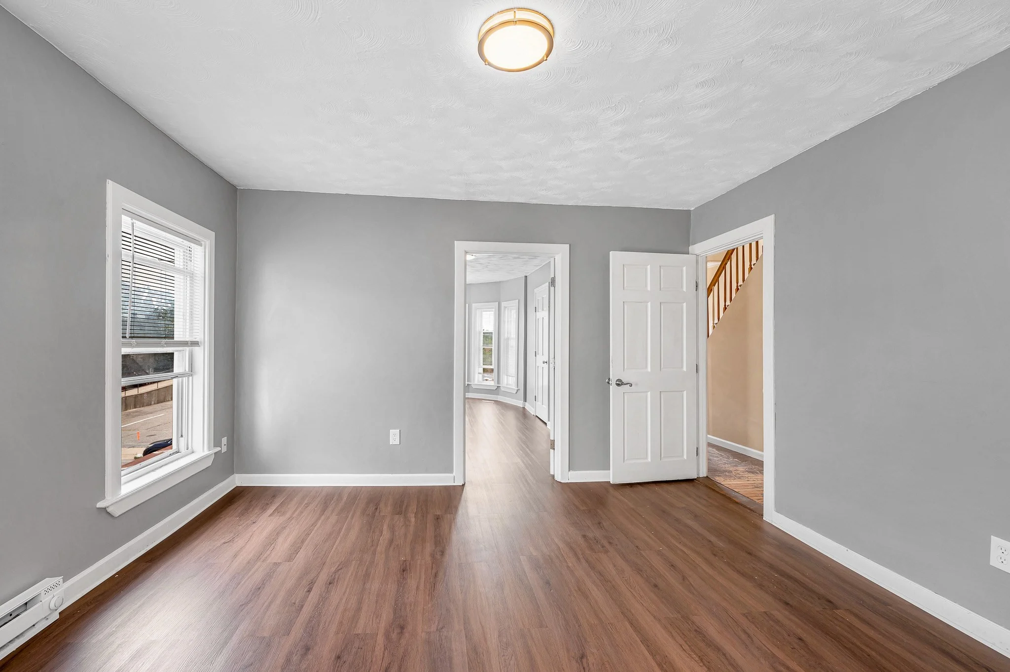 3 bed, 1 bath apartment for rent at 27 West 5th St Unit 2, Lowell — photo 8 of 30