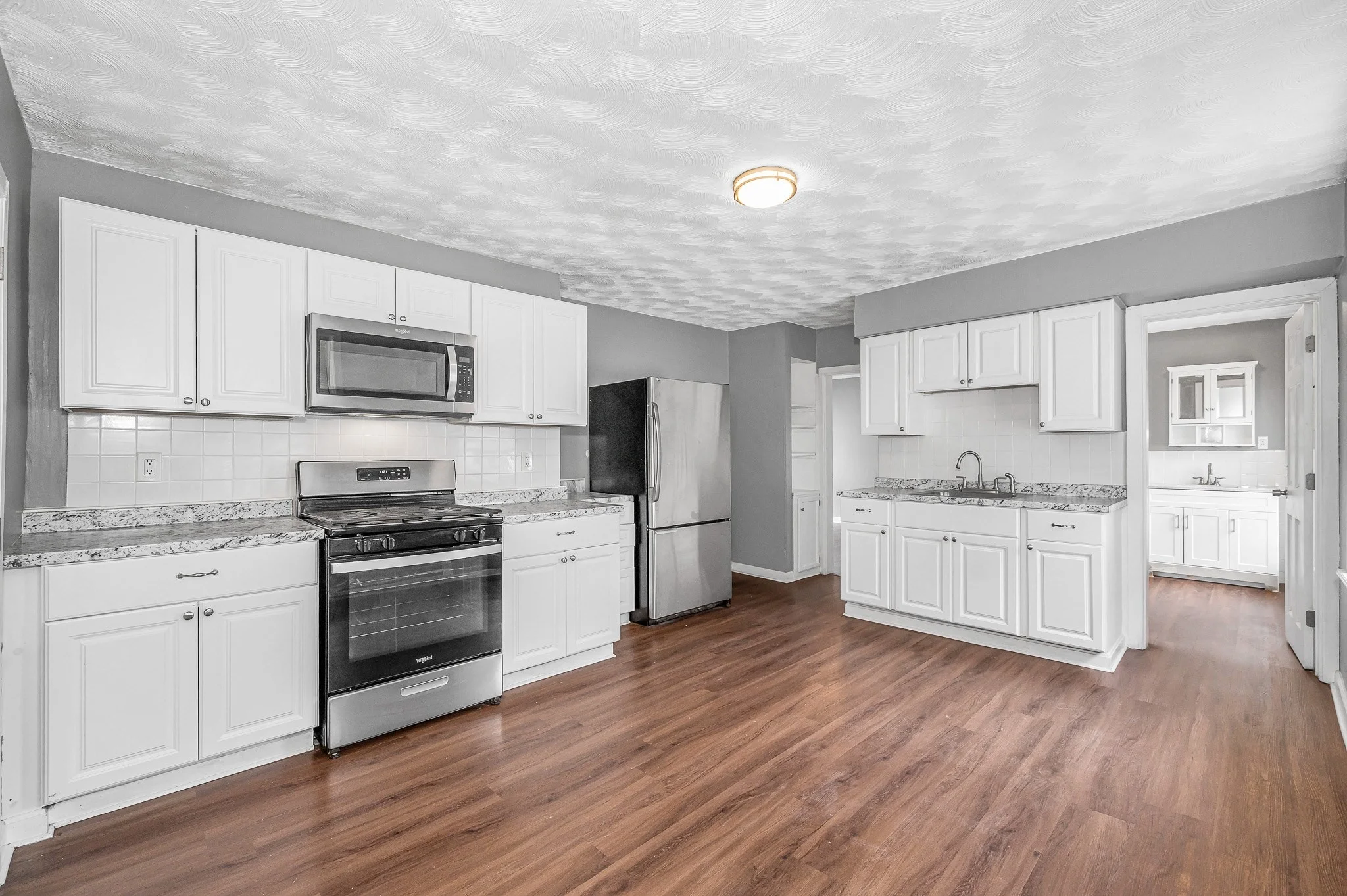 3 bed, 1 bath apartment for rent at 27 West 5th St Unit 2, Lowell — photo 16 of 30