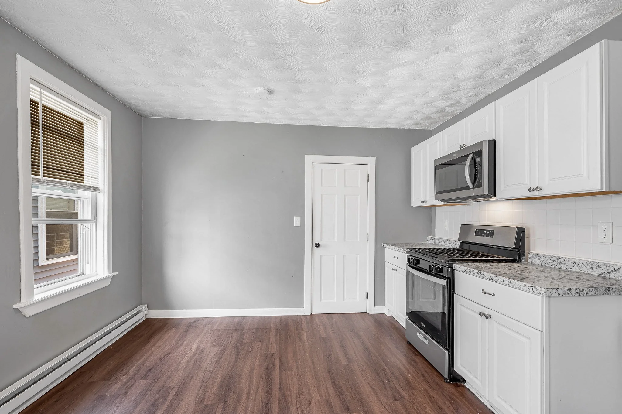 3 bed, 1 bath apartment for rent at 27 West 5th St Unit 2, Lowell — photo 14 of 30