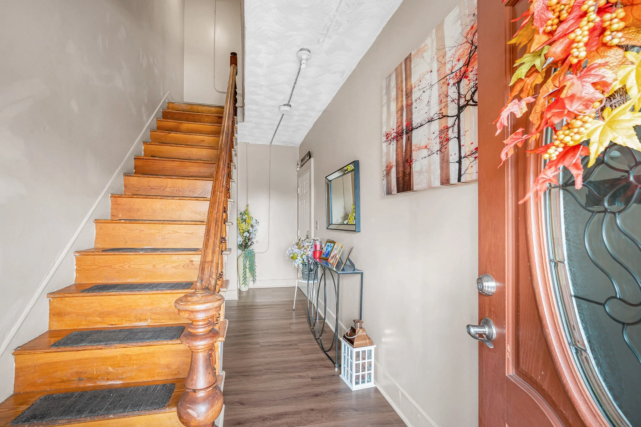 3 bed, 1 bath apartment for rent at 27 West 5th St Unit 2, Lowell — photo 5 of 30