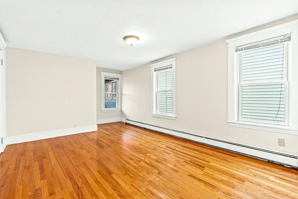 2 bed, 1 bath apartment for rent at 27 West Wyoming Ave Unit 3, Melrose — photo 9 of 14