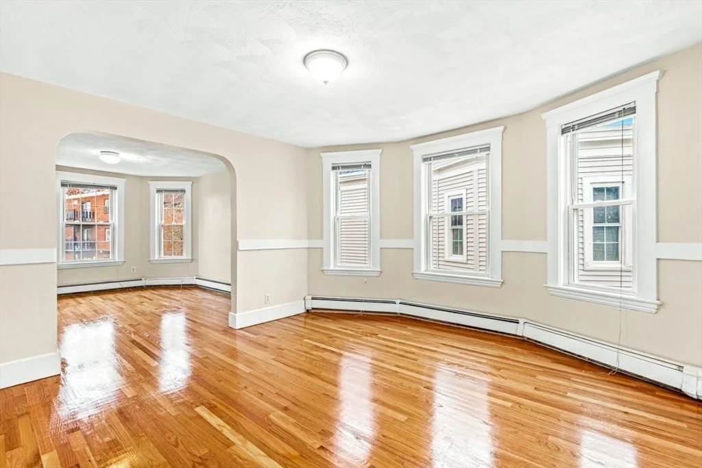 2 bed, 1 bath apartment for rent at 27 West Wyoming Ave Unit 3, Melrose — photo 1 of 14