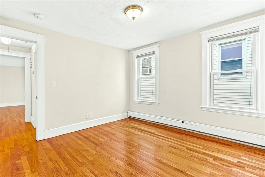 2 bed, 1 bath apartment for rent at 27 West Wyoming Ave Unit 3, Melrose — photo 11 of 14