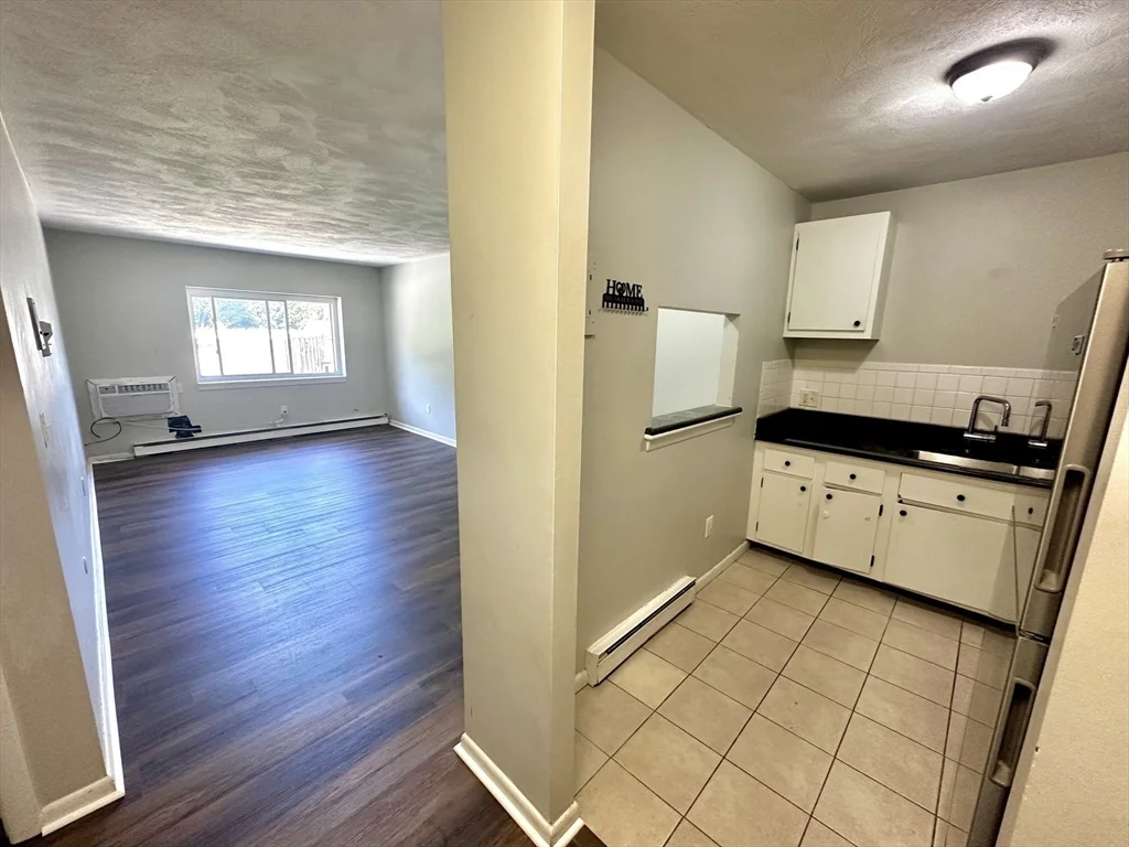 1 bed, 1 bath apartment for rent at 27 Willis S Unit 30, Framingham — photo 9 of 34