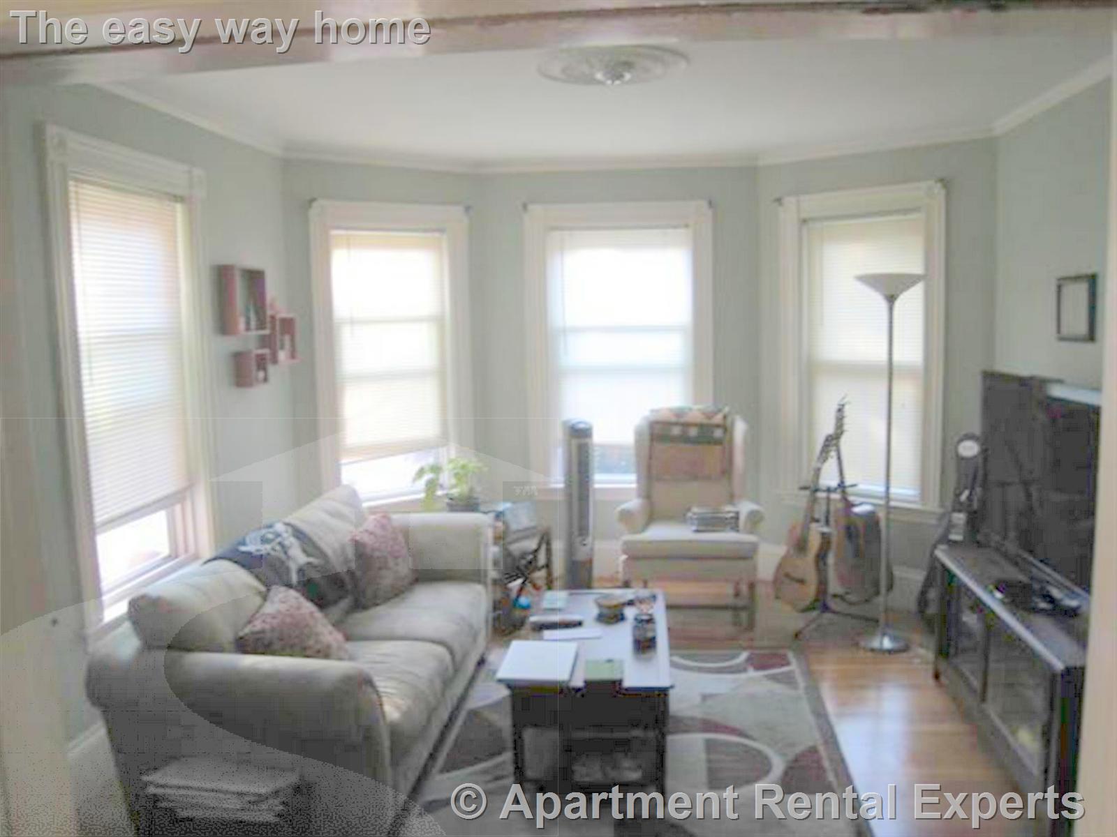 2 bed, 1 bath apartment for rent at 27 Willow Ave Unit 1, Porter Square — photo 3 of 22