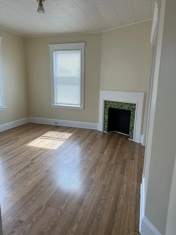 2 bed, 1 bath apartment for rent at 27 Wilmore St Unit 2, Boston — photo 2 of 11