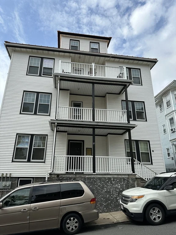 2 bed, 1 bath apartment for rent at 27 Wilmore St Unit 2, Boston — photo 1 of 11