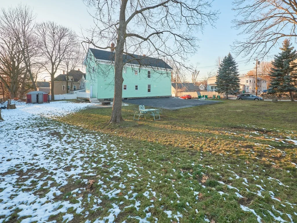 3 bed, 1 bath apartment for rent at 27 Winter St Unit 1, Fitchburg — photo 15 of 15