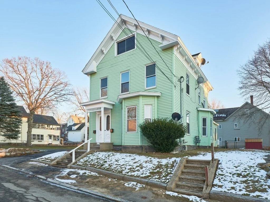 3 bed, 1 bath apartment for rent at 27 Winter St Unit 2, Fitchburg — photo 15 of 16
