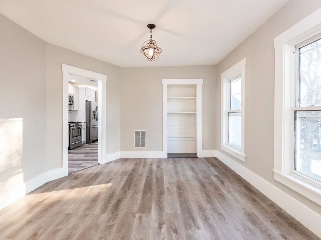 3 bed, 1 bath apartment for rent at 27 Winter St Unit 2, Fitchburg — photo 3 of 16