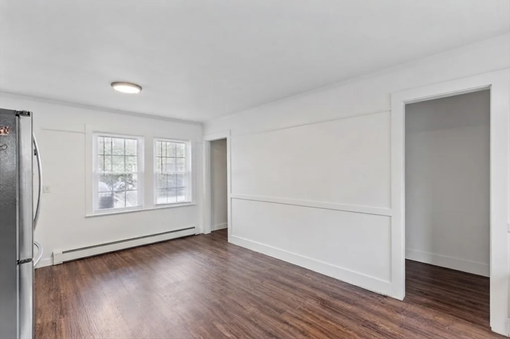 5 bed, 2 bath apartment for rent at 27 Winthrop St Unit 27, Fitchburg — photo 5 of 14