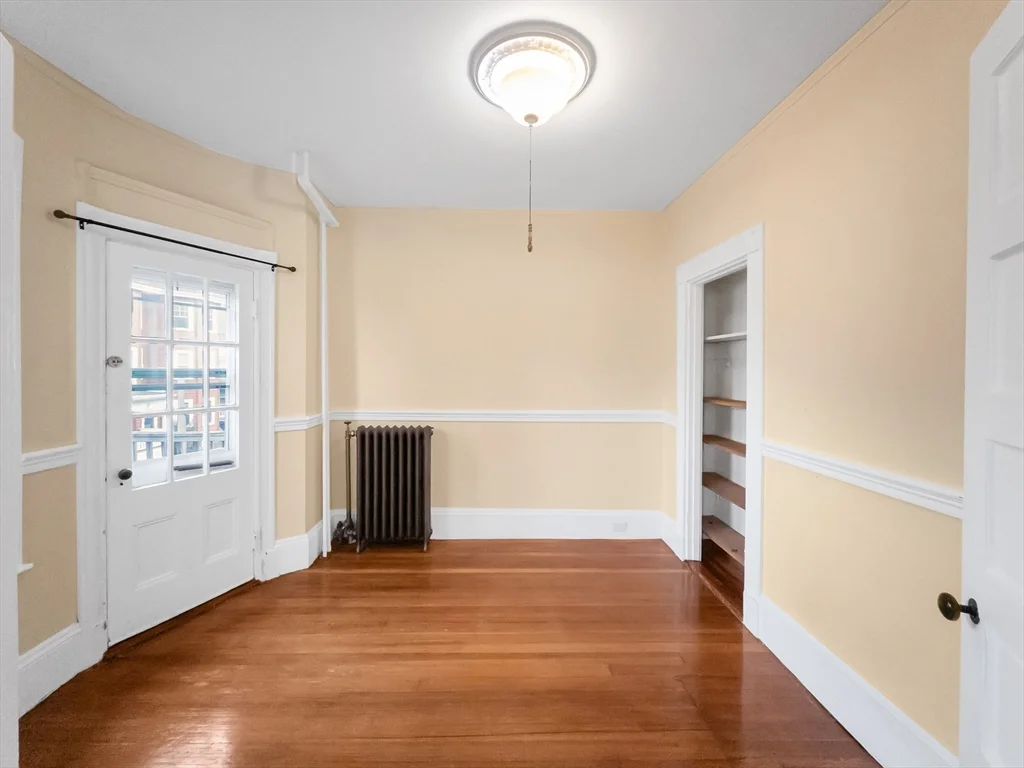 2 bed, 1 bath apartment for rent at 27 Woodlawn St Unit 2, Jamaica Plain — photo 13 of 14