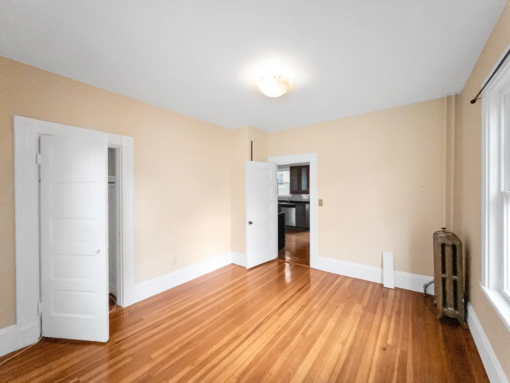 2 bed, 1 bath apartment for rent at 27 Woodlawn St Unit 2, Jamaica Plain — photo 5 of 14