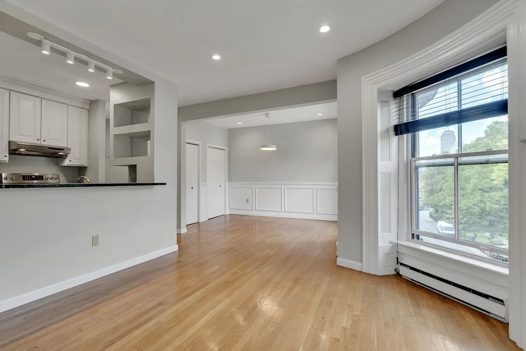 2 bed, 1 bath apartment for rent at 27 Worcester Sq Unit 5, South End — photo 6 of 21