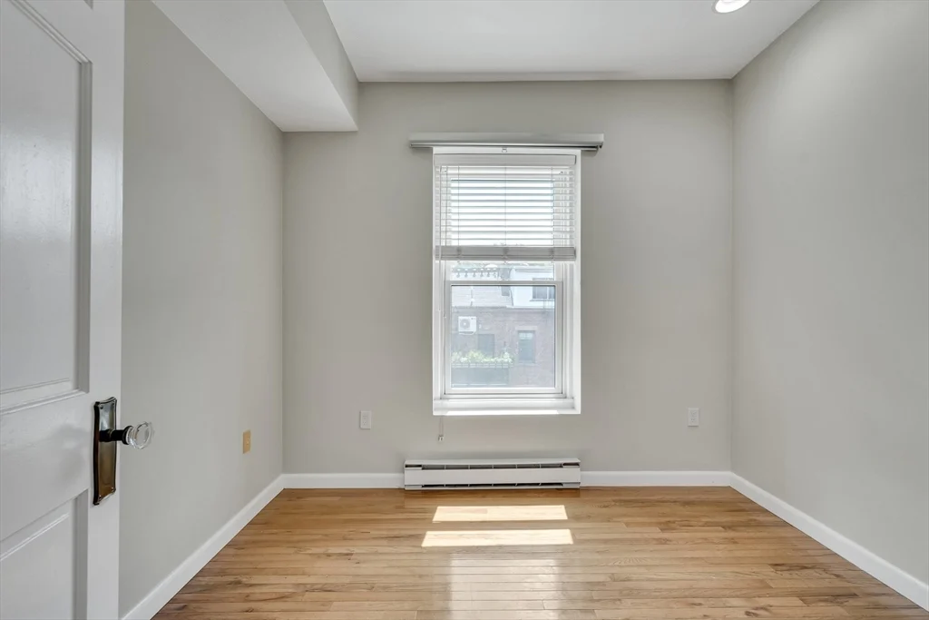2 bed, 1 bath apartment for rent at 27 Worcester Sq Unit 5, South End — photo 12 of 21