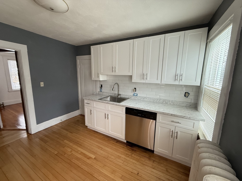 2 bed, 1 bath apartment for rent at 270-272 Holbrook Rd Unit 1, Quincy — photo 7 of 12