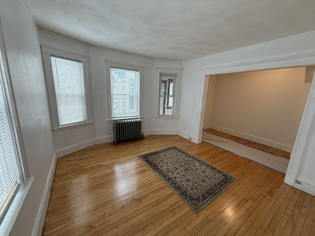 2 bed, 1 bath apartment for rent at 270-272 Holbrook Rd Unit 1, Quincy — photo 2 of 12