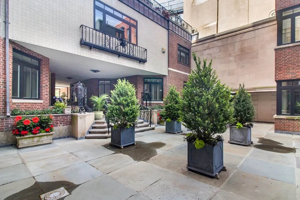 2 bed, 2 bath apartment for rent at 270 Beacon St Unit H5, Back Bay — photo 36 of 38