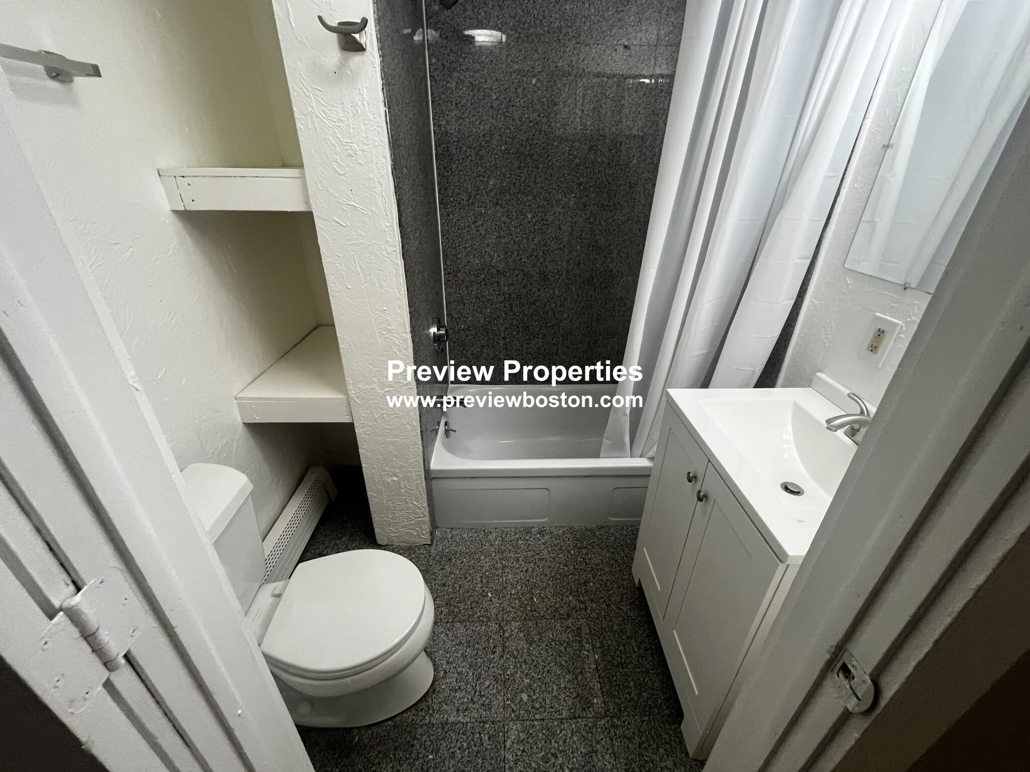 4 bed, 2 bath apartment for rent at 270 Bowdoin St Unit 2P, Dorchester — photo 3 of 10