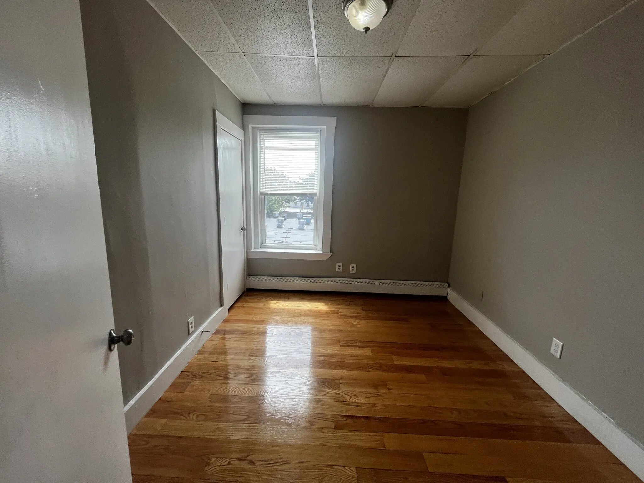 4 bed, 2 bath apartment for rent at 270 Bowdoin St Unit 3, Dorchester — photo 5 of 10