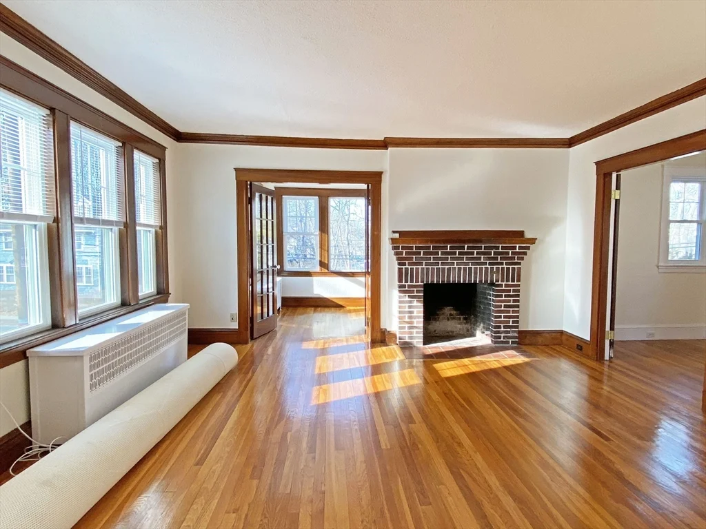 3 bed, 1 bath apartment for rent at 270 Cabot St Unit 2, Newtonville — photo 2 of 20