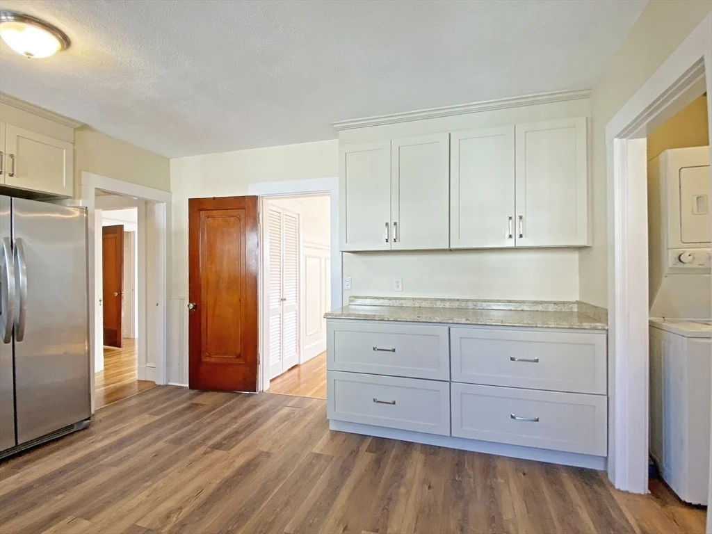 3 bed, 1 bath apartment for rent at 270 Cabot St Unit 2, Newtonville — photo 14 of 20
