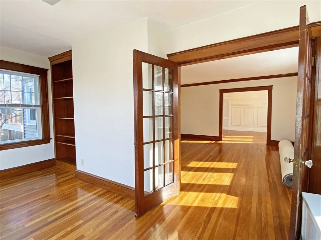 3 bed, 1 bath apartment for rent at 270 Cabot St Unit 2, Newtonville — photo 6 of 20