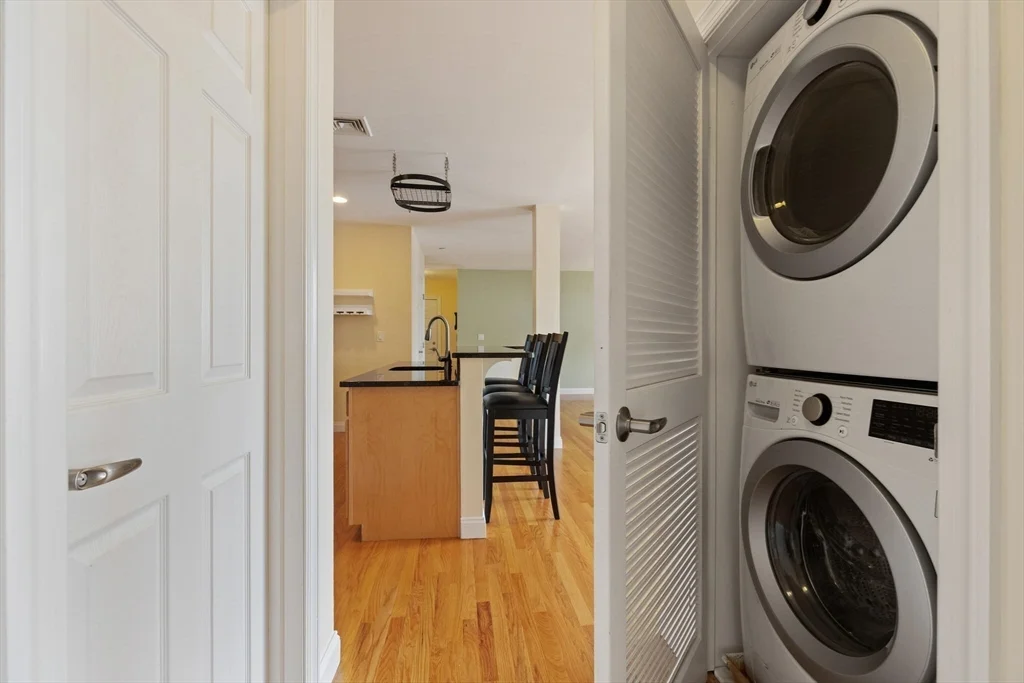 2 bed, 2 bath apartment for rent at 270 Cedar St Unit 8, Somerville — photo 9 of 26