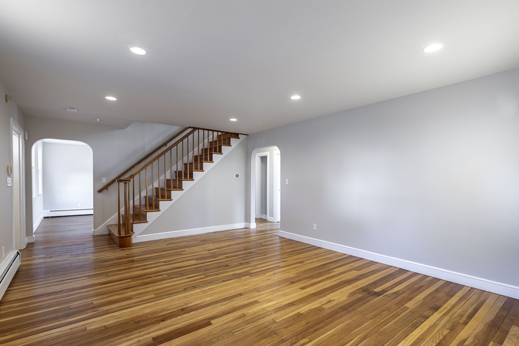 4 bed, 4+ bath apartment for rent at 270 Cross St Unit 1, Winchester — photo 7 of 38