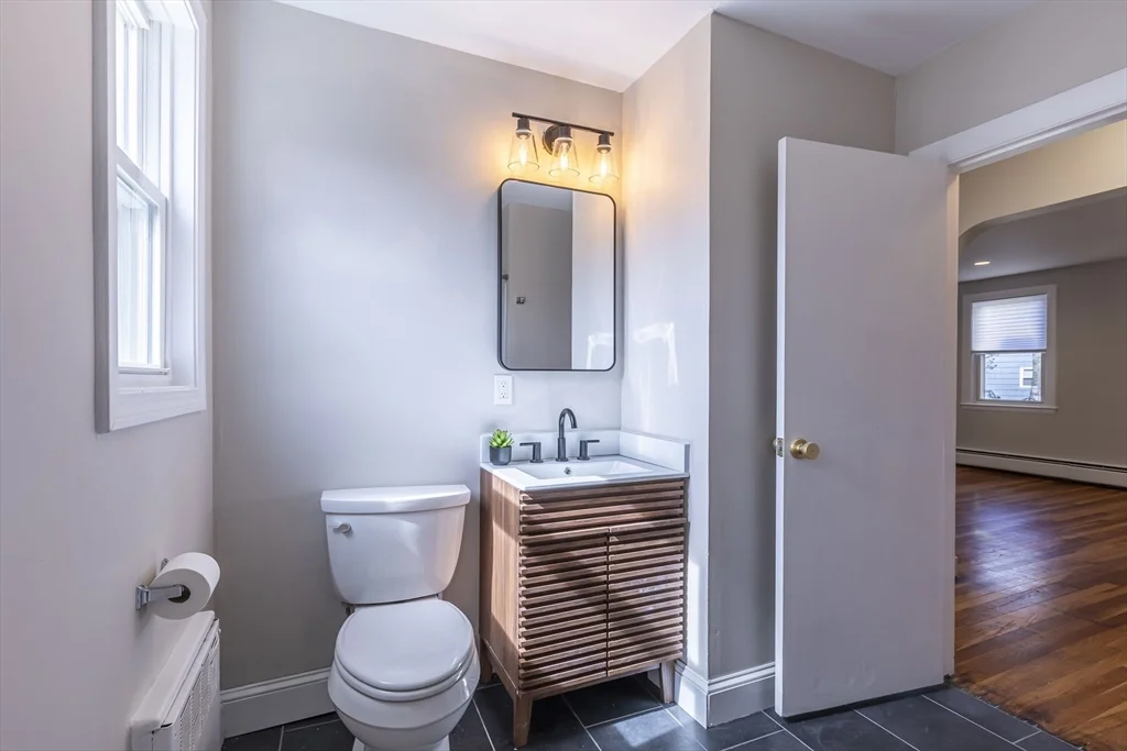 4 bed, 4+ bath apartment for rent at 270 Cross St Unit SF, Winchester — photo 18 of 34