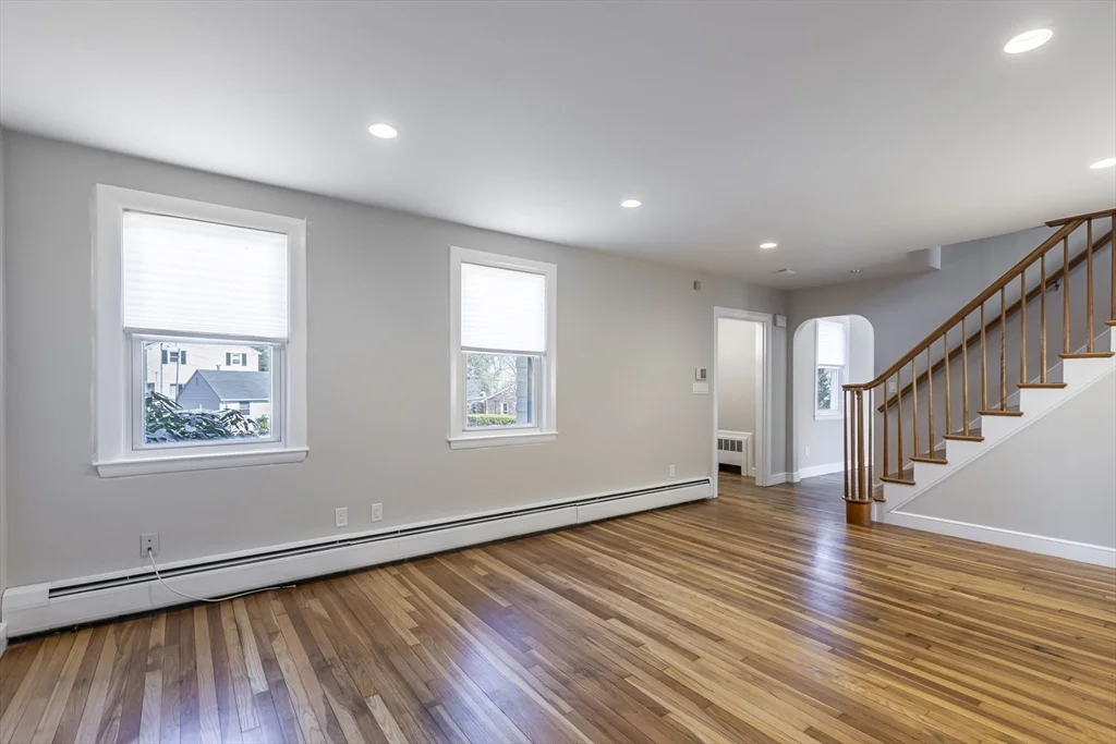 4 bed, 4+ bath apartment for rent at 270 Cross St Unit SF, Winchester — photo 21 of 34