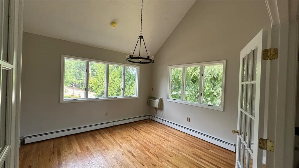 4 bed, 4+ bath apartment for rent at 270 Cross St, Winchester — photo 18 of 33
