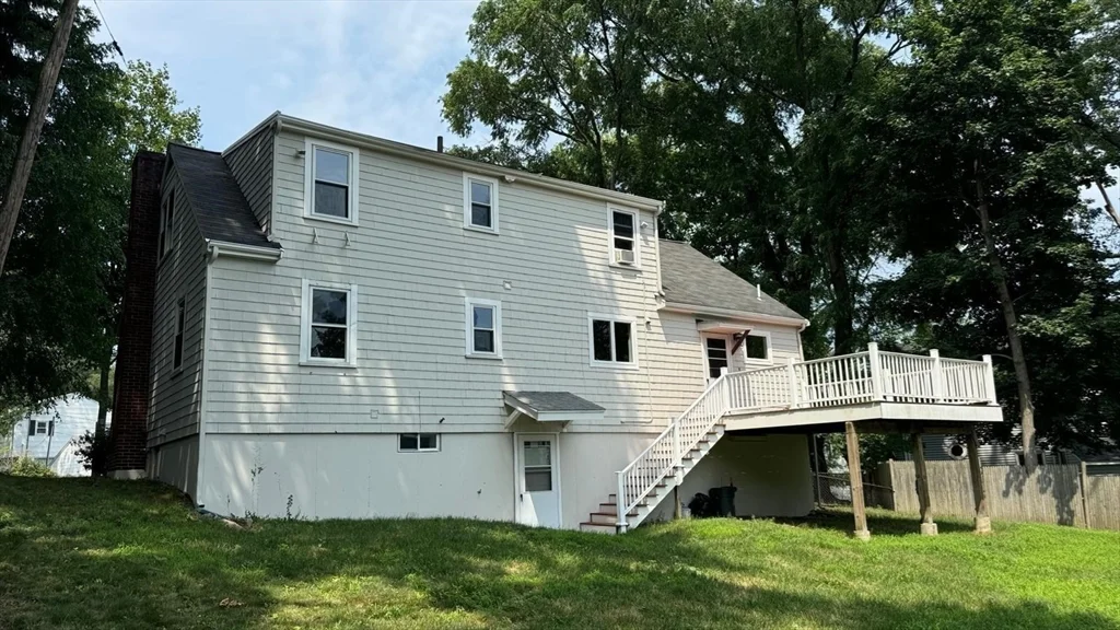 4 bed, 4+ bath apartment for rent at 270 Cross St, Winchester — photo 11 of 33