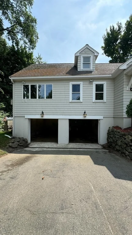 4 bed, 4+ bath apartment for rent at 270 Cross St, Winchester — photo 32 of 33