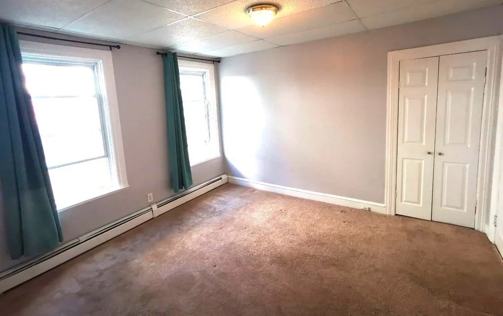 2 bed, 1 bath apartment for rent at 270 Division St Unit 1, Pawtucket — photo 4 of 8