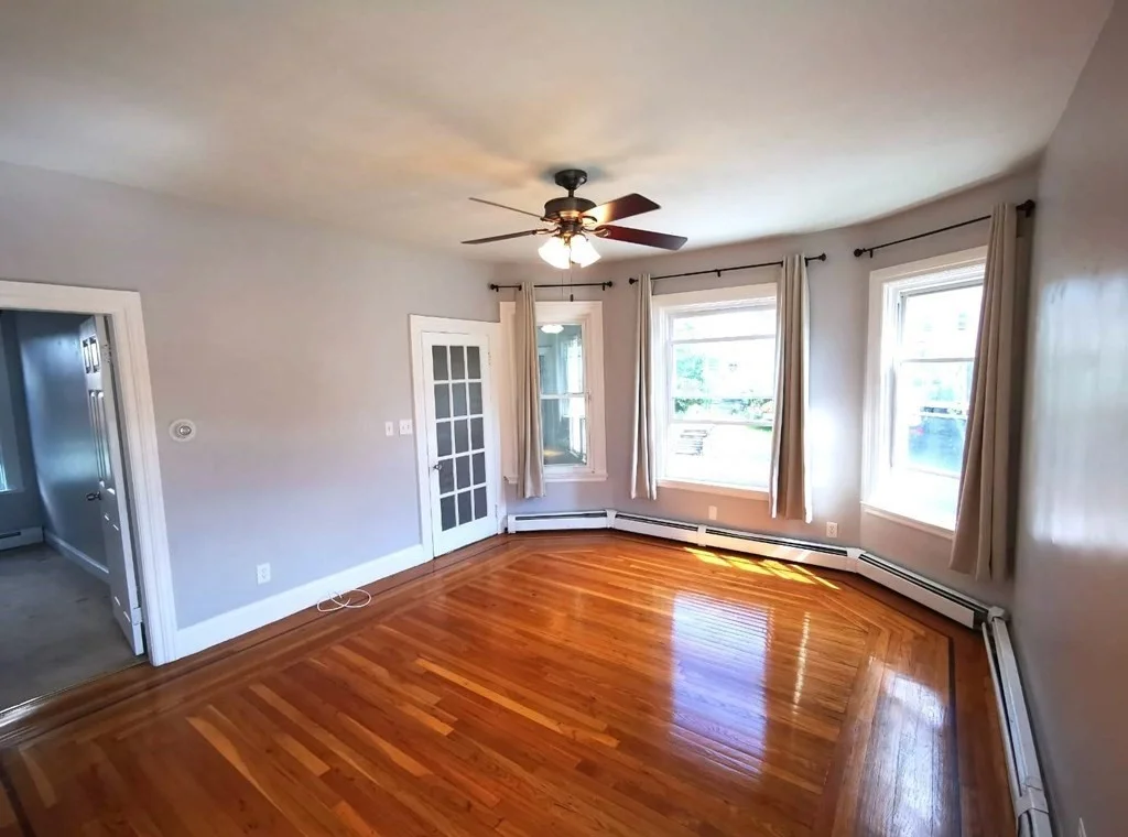 2 bed, 1 bath apartment for rent at 270 Division St Unit 1, Pawtucket — photo 2 of 8